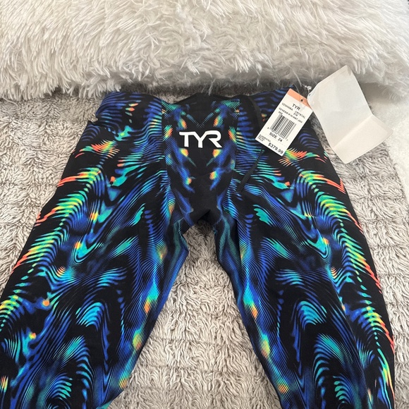 TYR Men’s Genesis Jammer - Picture 1 of 3